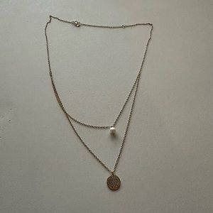 Pearl and gold coin necklace